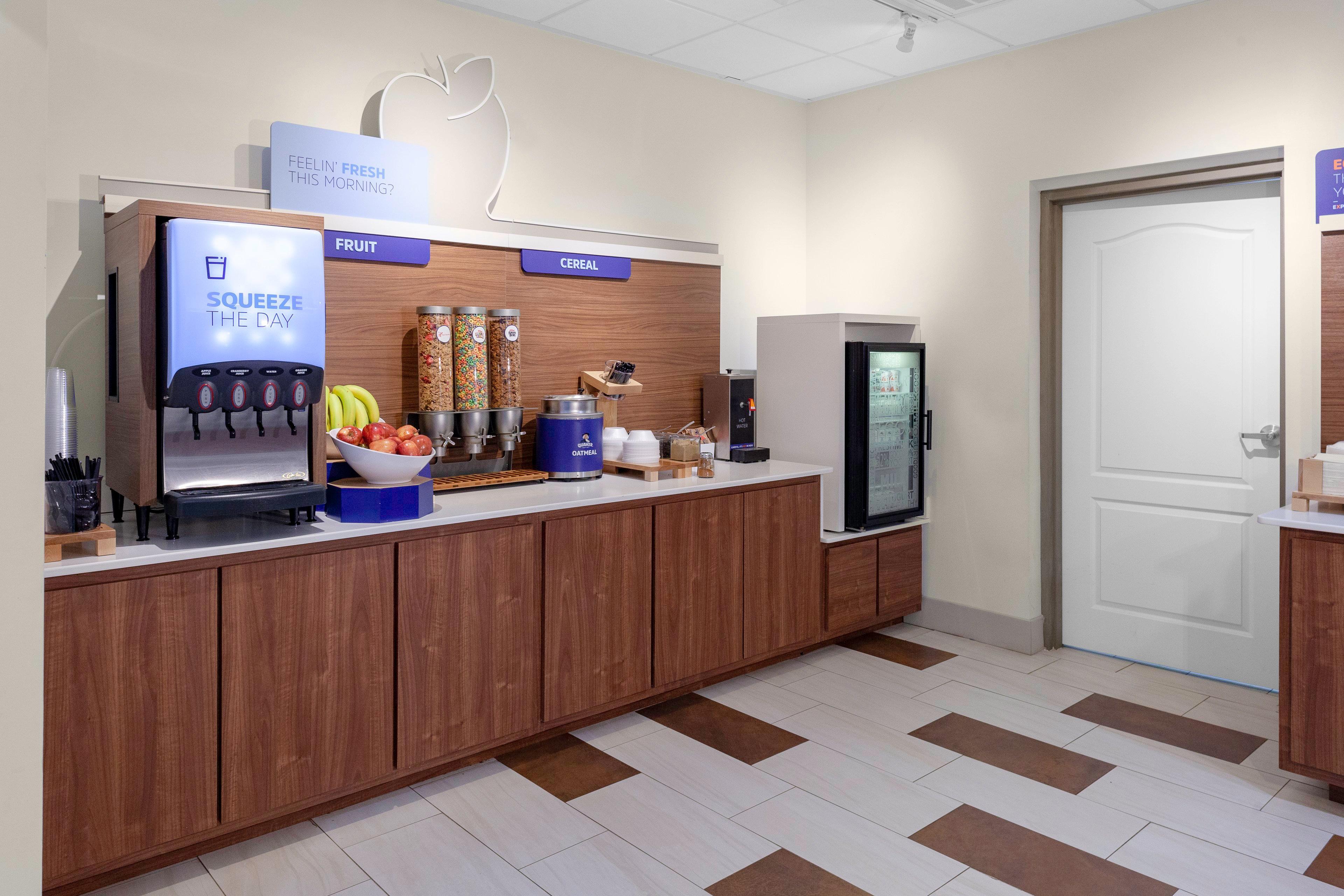 Holiday Inn Express Myrtle Beach-Broadway At The Beach By Ihg Exterior photo
