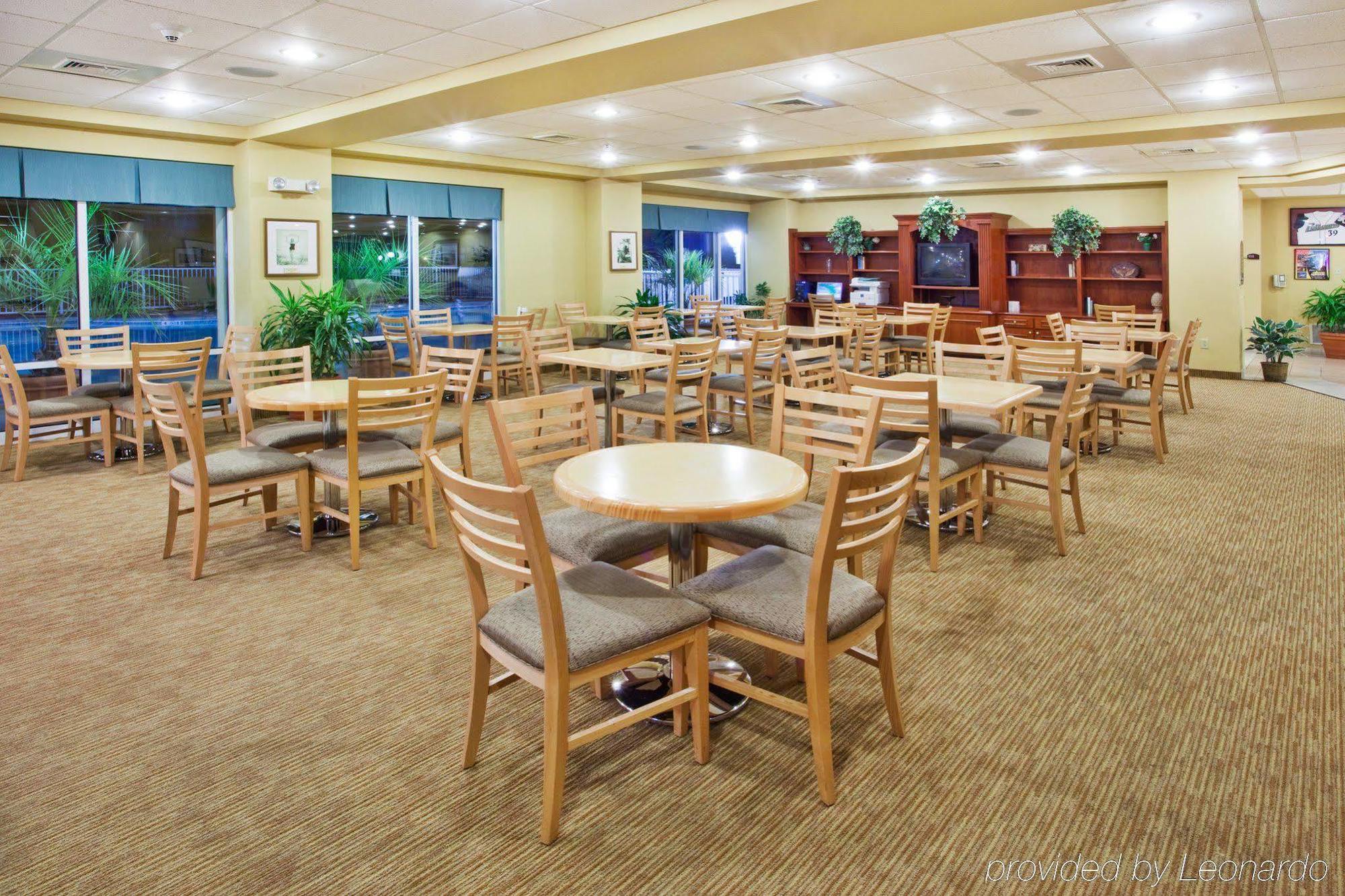 Holiday Inn Express Myrtle Beach-Broadway At The Beach By Ihg Restaurant photo