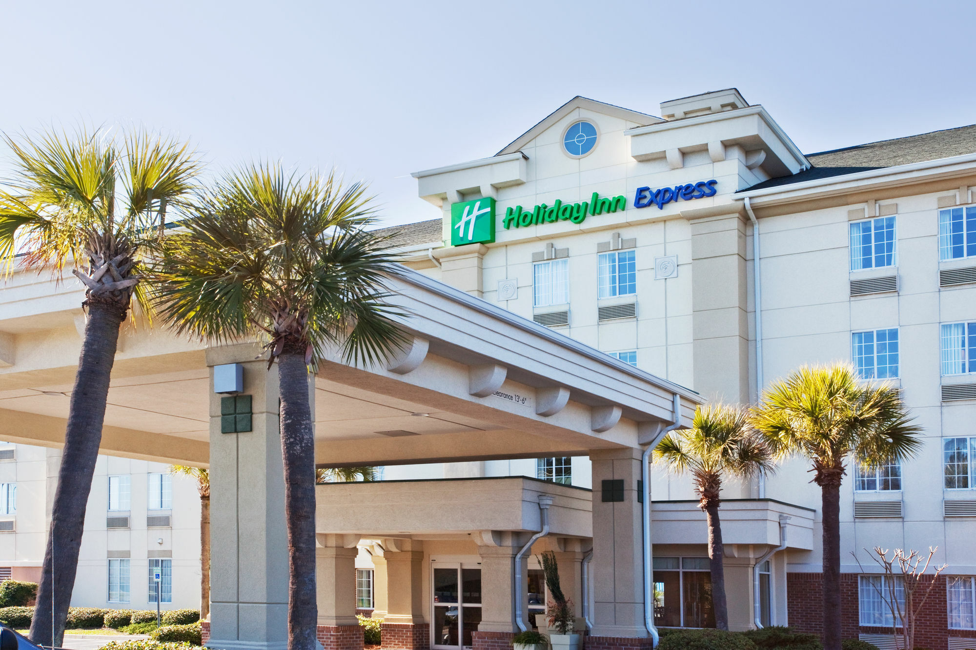 Holiday Inn Express Myrtle Beach-Broadway At The Beach By Ihg Exterior photo